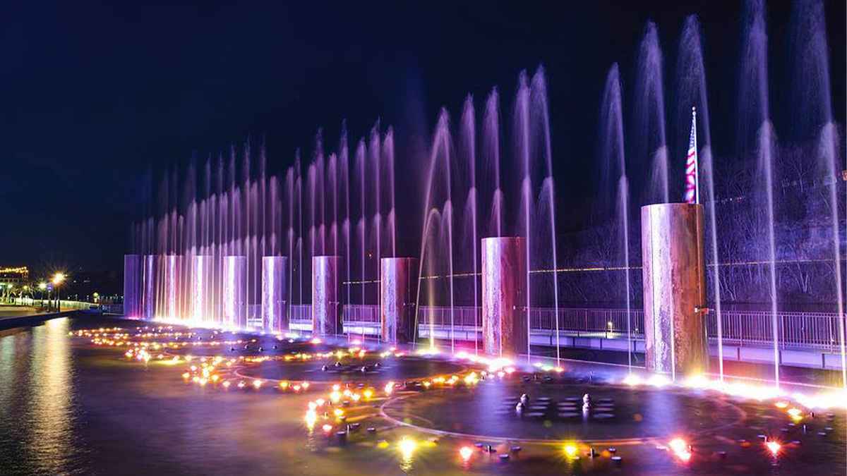 Ground view of the Fire and Ice show at Branson Landing in Branson, Missouri, USA